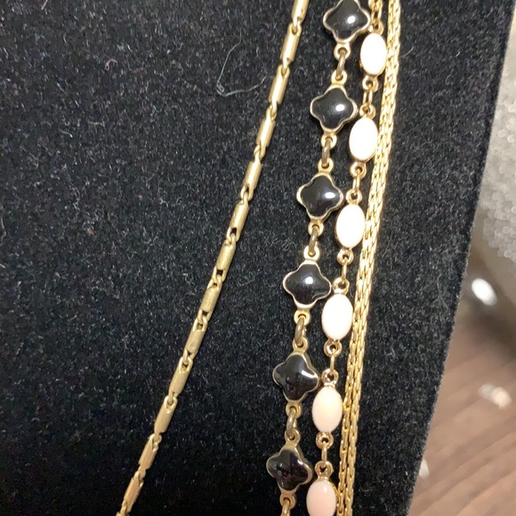 Stella & Dot Gold Toned Terney Layered Necklace - Picture 8 of 15